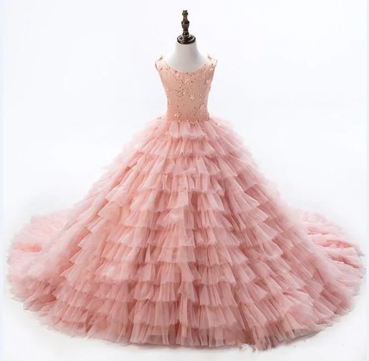 

High Quality Tiered Tulle Flower Girl Dress For Wedding Lace Up Back Sweep Train Ruffles Custom Made Girls Pageant Gowns Longo