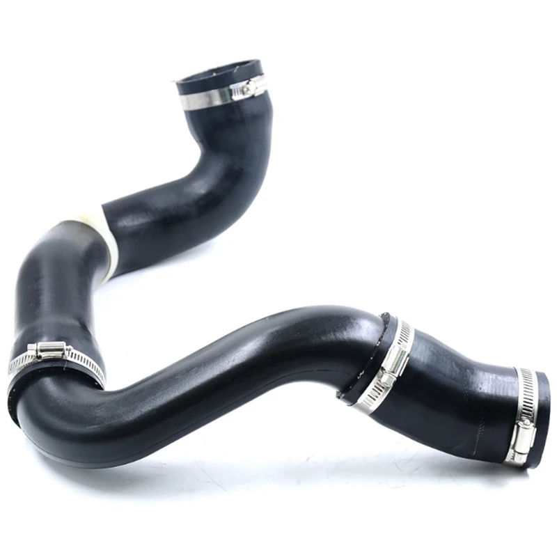 Land Rover Freelander 2 TD4 Intercooler To Manifold Pipe Hose LR066429 ...