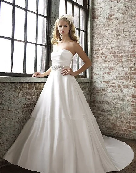 

2016 new lush satin natural waist A-line features soft ruched beaded sash Covered buttons zipper train wedding dress bridal gown