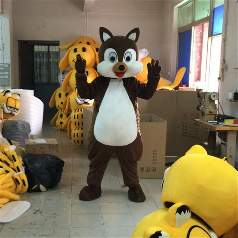 

Halloween Squirrel Mascot Costume Suits Adult Cosplay Animal Party Dress Fursuit Cartoon Outfits Carnival Xmas Easter Ad Clothes