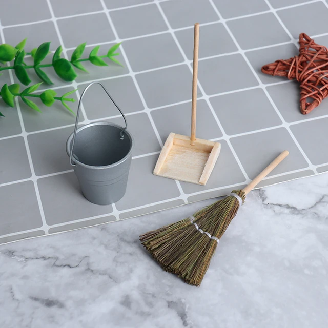 1:12 Doll House Miniature Broom Dustpan/Mop Bucket Set Dollhouse Cleaning Tool Kits Classic Toys Pretend Play Furniture Toys 2