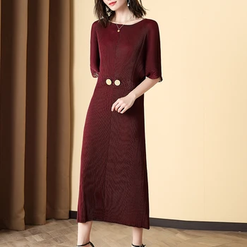 

Plus Size Dress Spring Summer Women 2020 New Round Neck Batwing Sleeve Loose Elastic Miyake Pleated Dress For Women 45-75kg