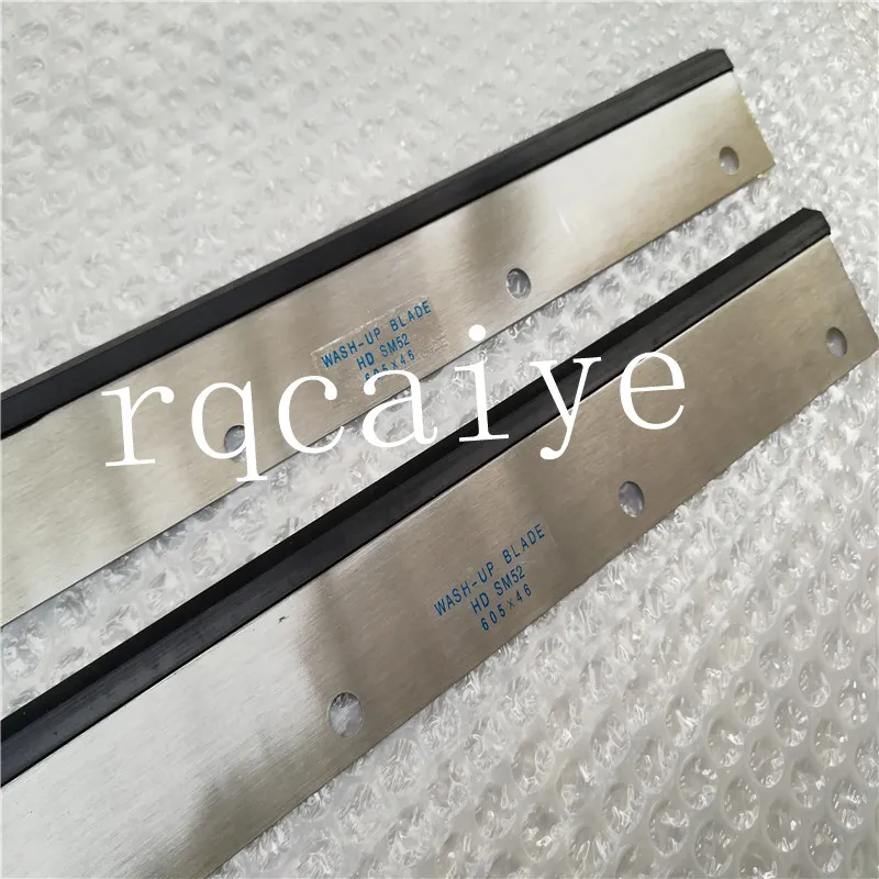 

5 Pieces High Quality SM52 PM52 Printing Machine Parts Wash up Blade G2.010.502 Size 605x46x0.5mm 7 holes