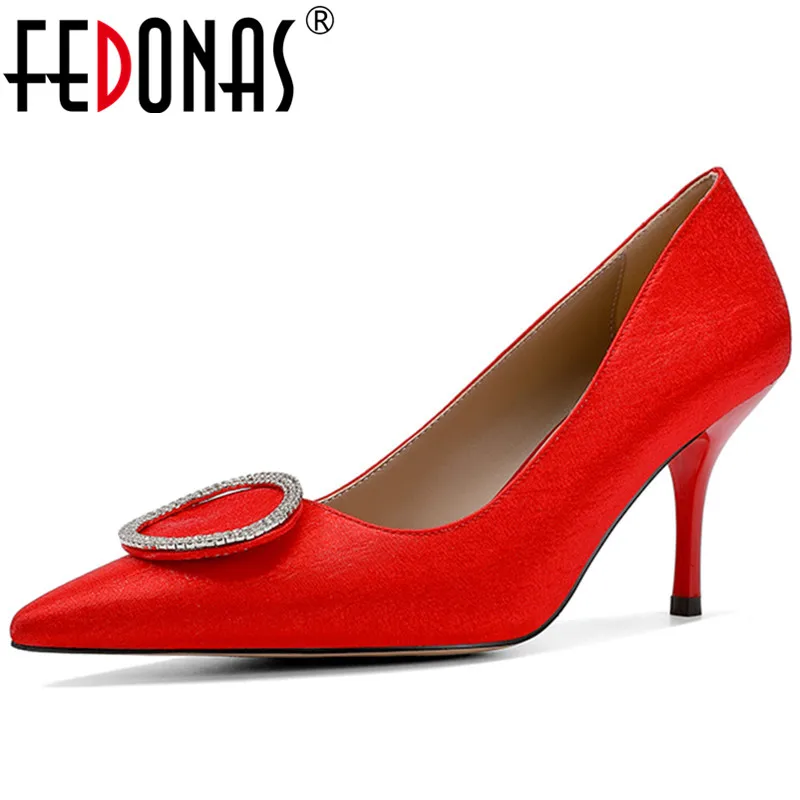 

FEDONAS Crystal Decoration Women Red Pumps Classic Wedding Prom Shoes Woman Silk Thin Heels Brand Female Slip On High Heels