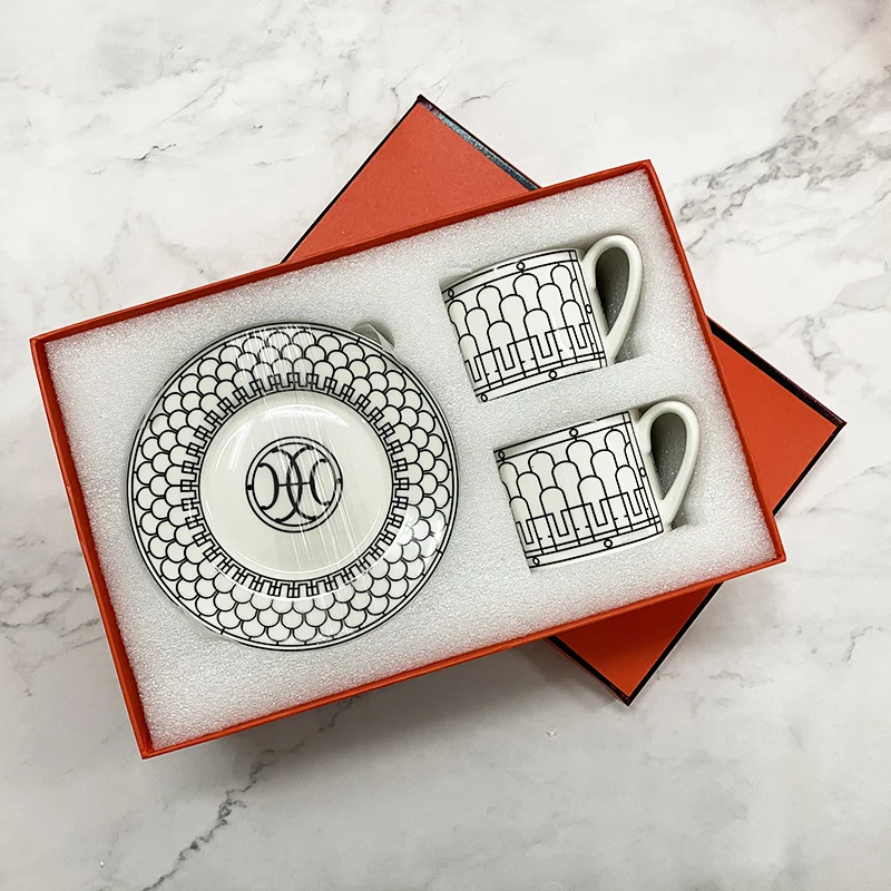 Classic European Bone China Coffee Cups and Saucers Tableware Coffee Plates Dishes Afternoon Tea Set Home Kitchen With Gift Box