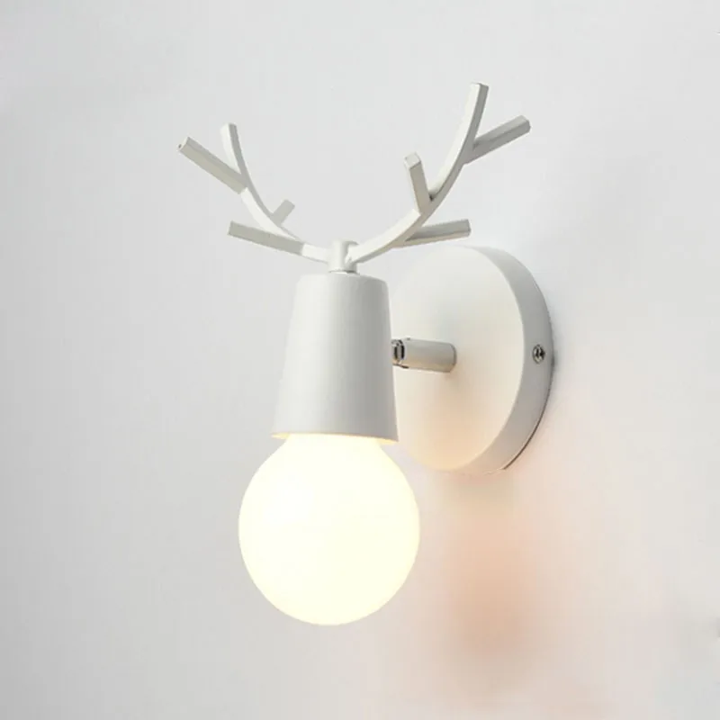 Nordic Deer Wall Light LED Creative Mounted Iron Bedside Sconce Lamp for Kids Baby Room Living Room Home Decor