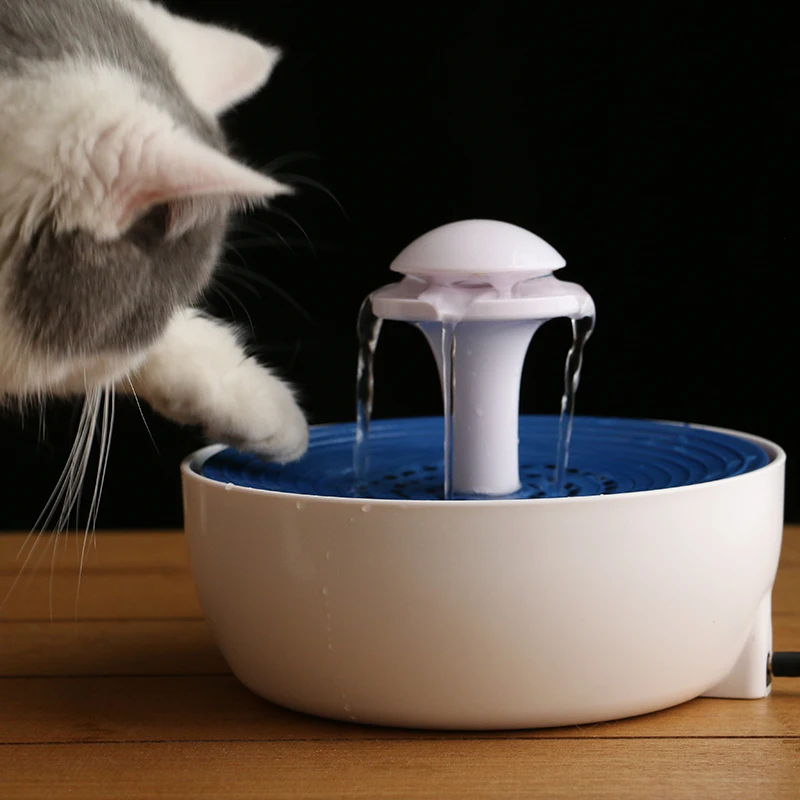 Автоматический фонтан воды кота 2L Электрический водяной для кошки или собаки