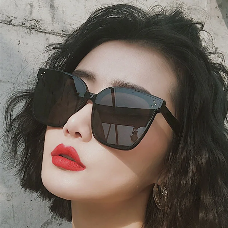 

Vintage Square Clear Glasses Women Men Polarized Rays Protection Mirrored Sun Glasses Brand Designer UV400 Oculos De Sol