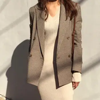 

Vintage Double-Breasted Lapel Collar Women Blazer Jackets with Pockets Retro Clothing High Quality Women blazers Female 2019