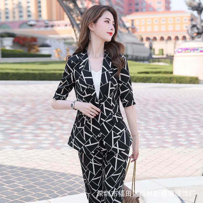 

2020 Summer Business Suit Trend Simple Cool Fashion Elegant Casual Geometric Graph Leggings Slimming Slim Fit