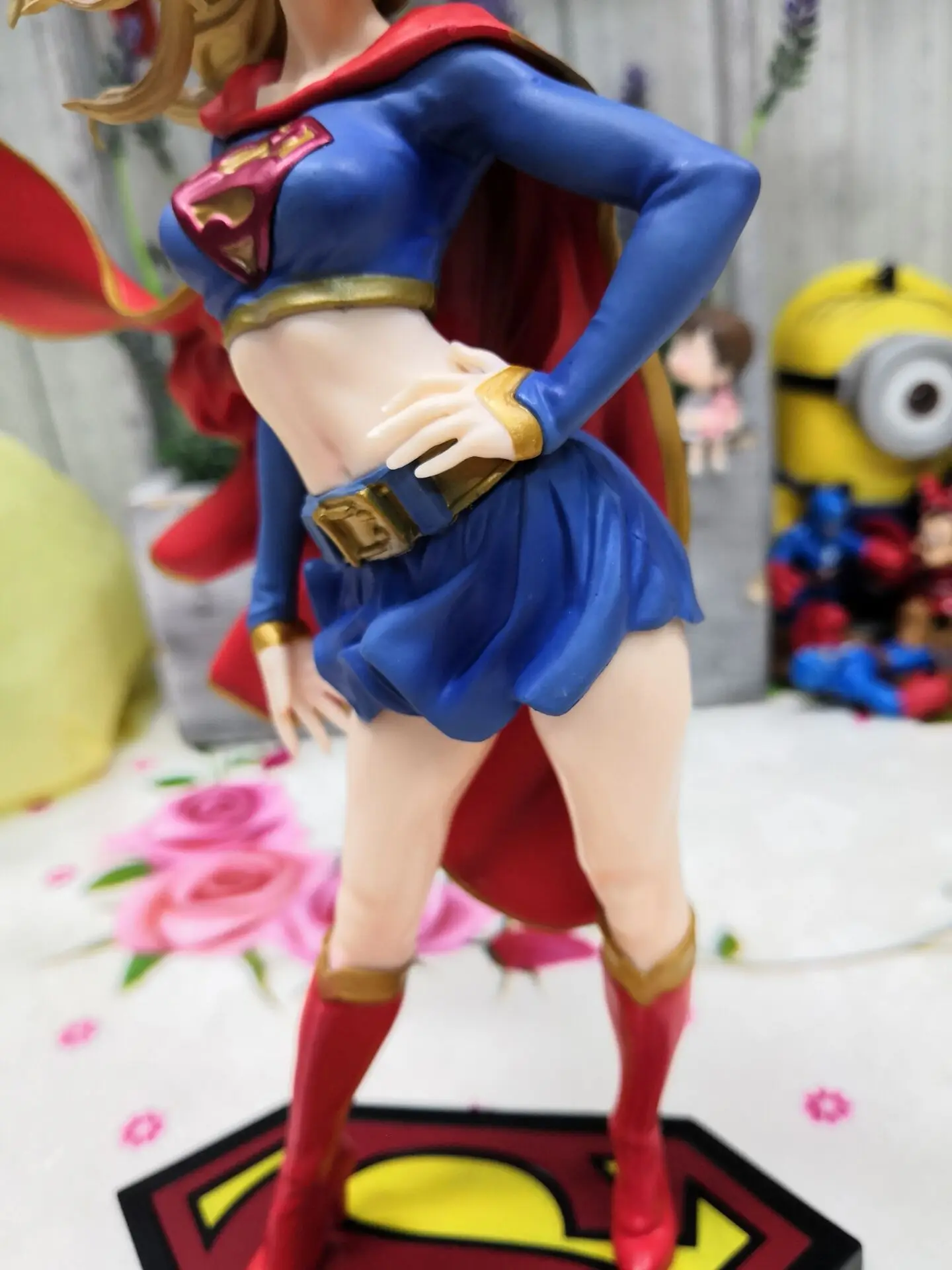 Лига Справедливости DC мультфильм красивая девушка супердевушка Суперженщина супер девушка возвращенная модель