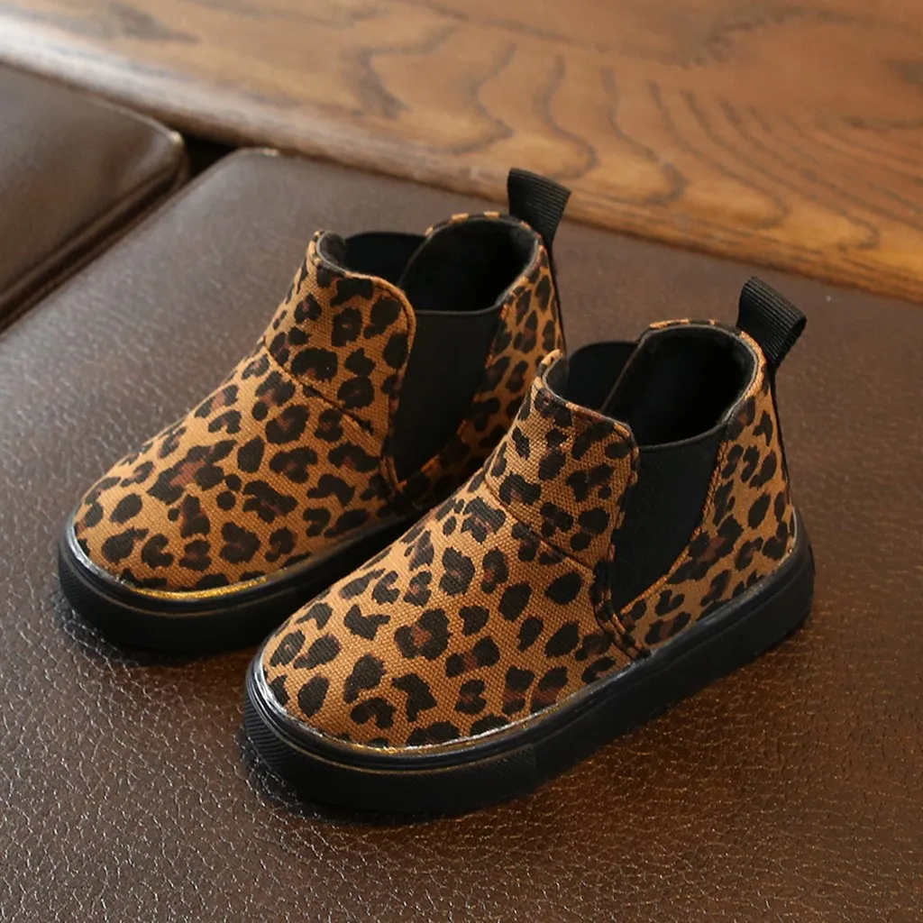 Популярные модные ботинки; Детские Зимние теплые короткие ботинки с леопардовым принтом для маленьких девочек и мальчиков; повседневная обувь; детская обувь;