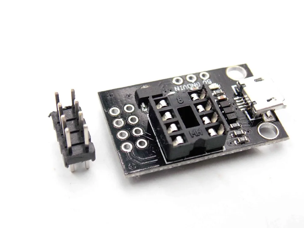 Подключаемая макетная плата для ATtiny13A/ATtiny25/ATtiny45/ATtiny85 редактор программирования