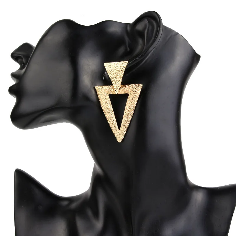 10719912173_1626211359