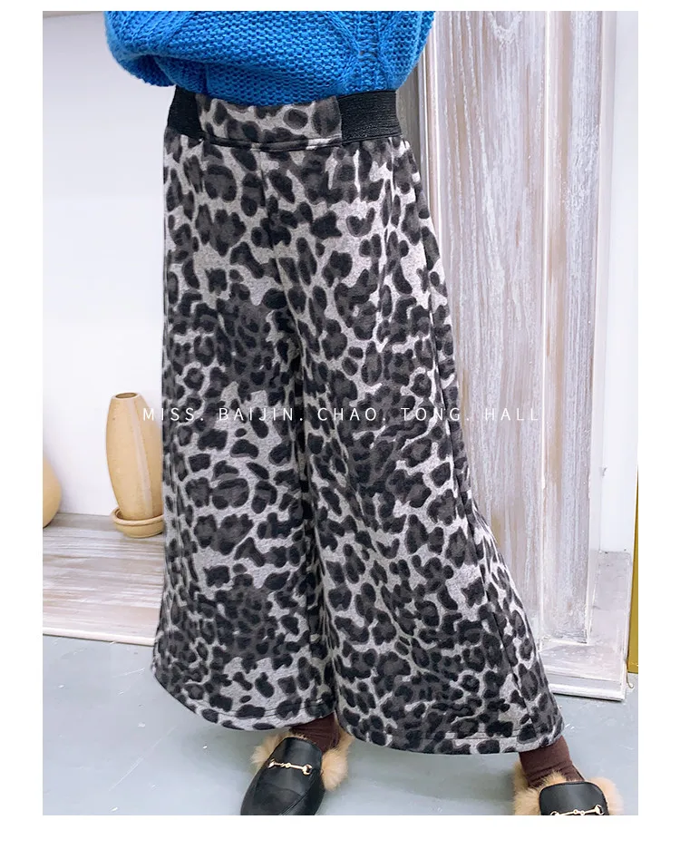 Вельветовые штаны для девочек; Новинка г.; зимние свободные штаны леопардовой расцветки для девочек; свободные штаны; штаны в винтажном стиле