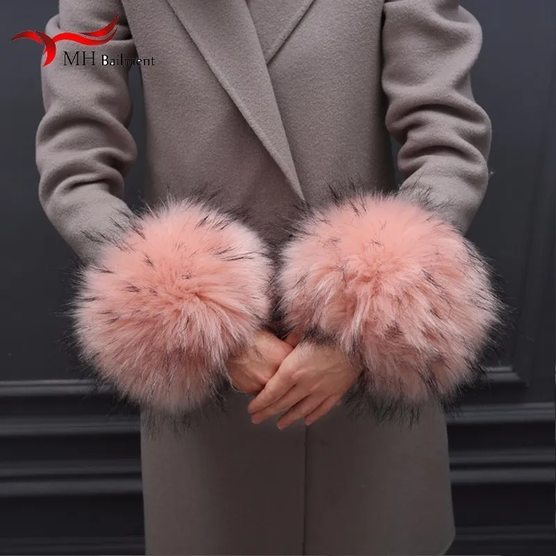 Ladies Raccoon Arm Warmers Sets Natural Color Real Raccoon Fur Cuffs Ladies Coat Arm Sets Winter Sleeves Sleeve Wrist Warmer raccoon arm warmers