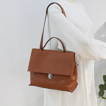 

New Products Import Full-grain Leather Simple Mass Vintage Shoulder Handbag