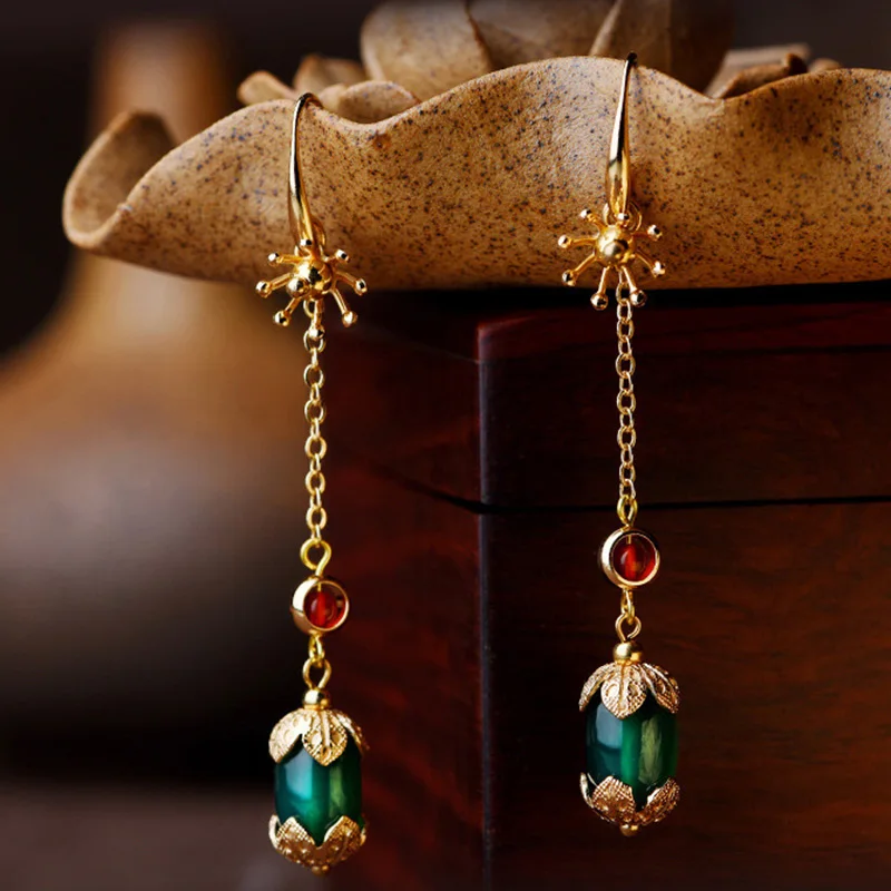 

Vintage Agate Gold-Plated Earrings Female Fashion National Wind Earrings Simple Atmospheric Earrings
