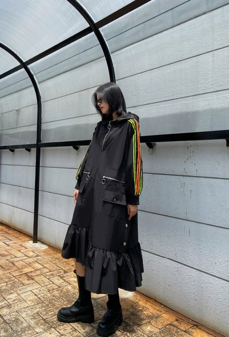 [EAM] Women Black Striped Ruffles Long Big Size Long Dress New Hooded Long Sleeve Loose Fit Fashion Spring Autumn 2020 1DA229