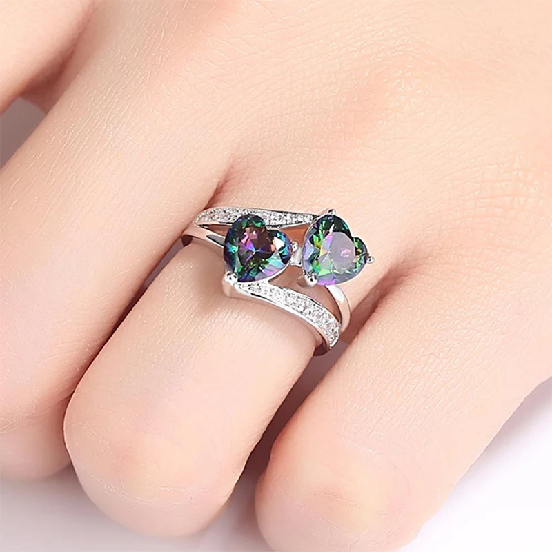 Women's Double Heart CZ + AAA Zircon Ring Hand Display