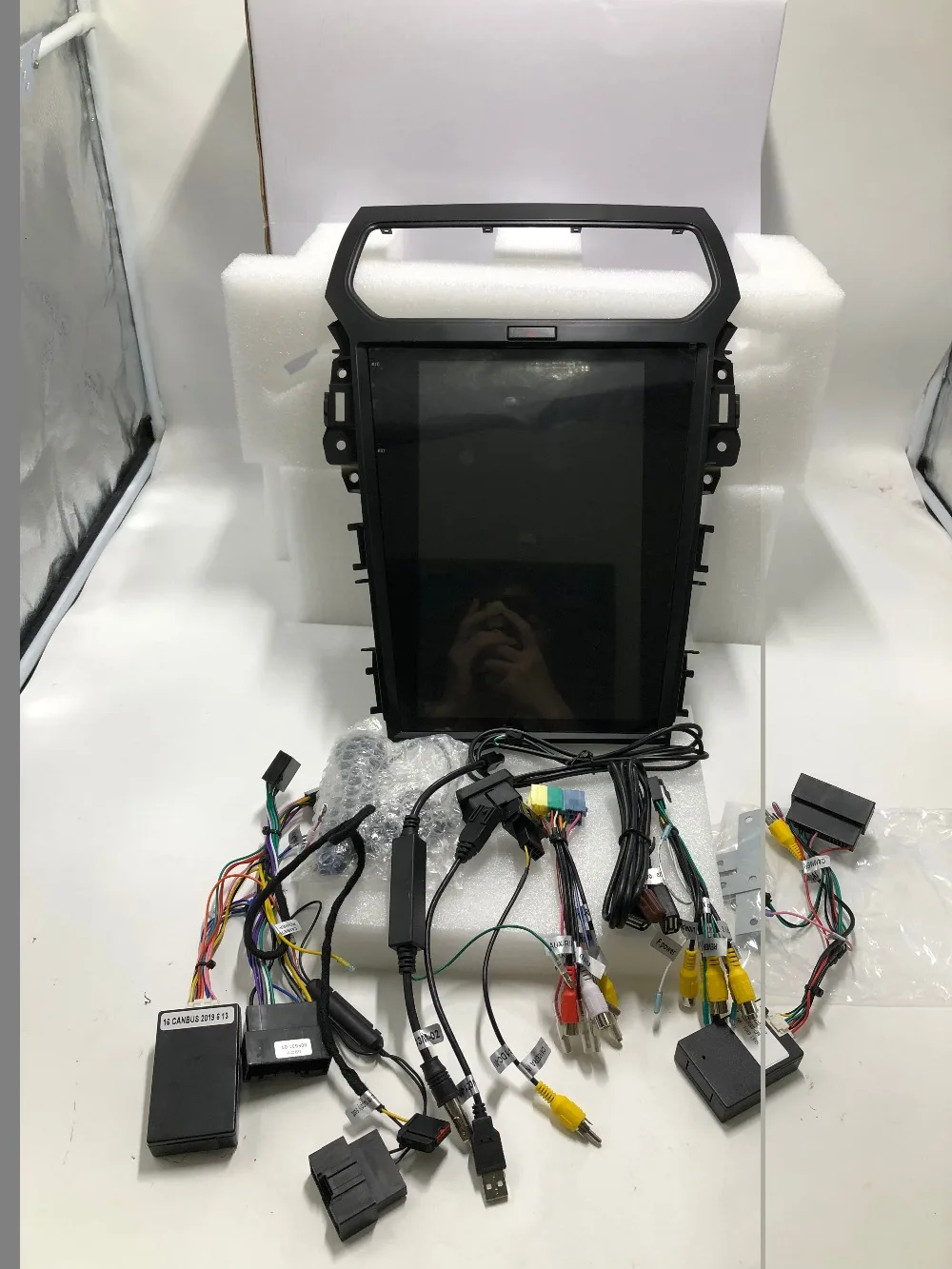 Excellent Tesla style Android 7.1 Car Player GPS Navigation For Ford Explorer 2G 32G 2011 2012 2013 2015 2016 Car Multimedia Audio Stereo 2