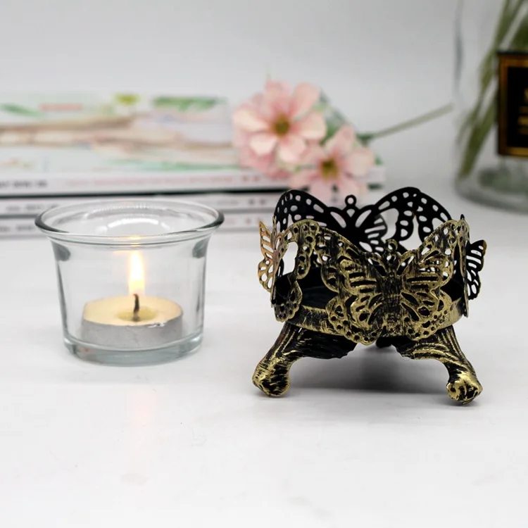 Retro Glass Candlestick Retro Varved Hollow out Candlestick Ornaments Dinner Atmosphere Decoration Candle Cup tie zhu bei