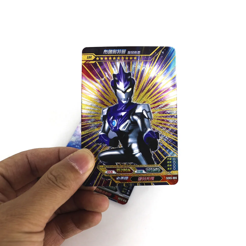 Ultraman carte brillante chaude jeu de société de haute qualité Kaiju jouets 8 cartes Flash Kaiju 1 véritable Collection de cartes 3D pour les enfants