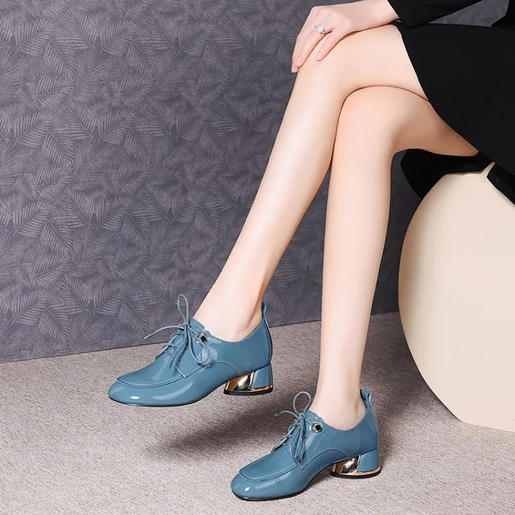 

2020 Early Spring New Style Full-grain Leather round-Toe Lace up Front Tendon Outsole Pig Skin Chunky Semi-high Heeled Four Seas