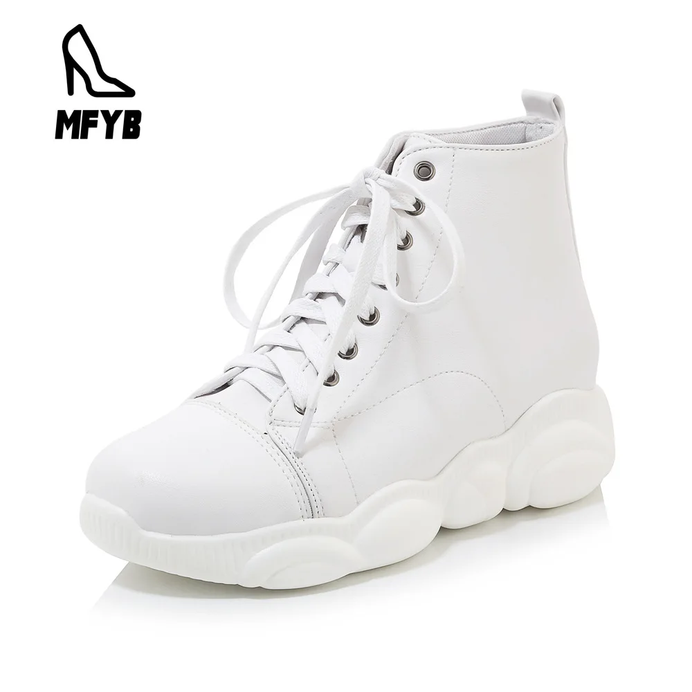 

MFYB Women's boots 2019 autumn and winter new casual flat bottom platform 34-46 panda bottom cross strap low boots