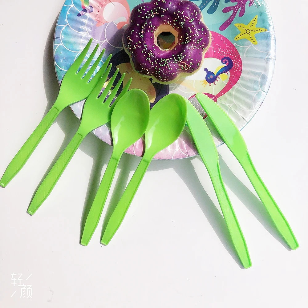 20pcs Heavy Duty Tableware Birthday Party Light Green Disposable