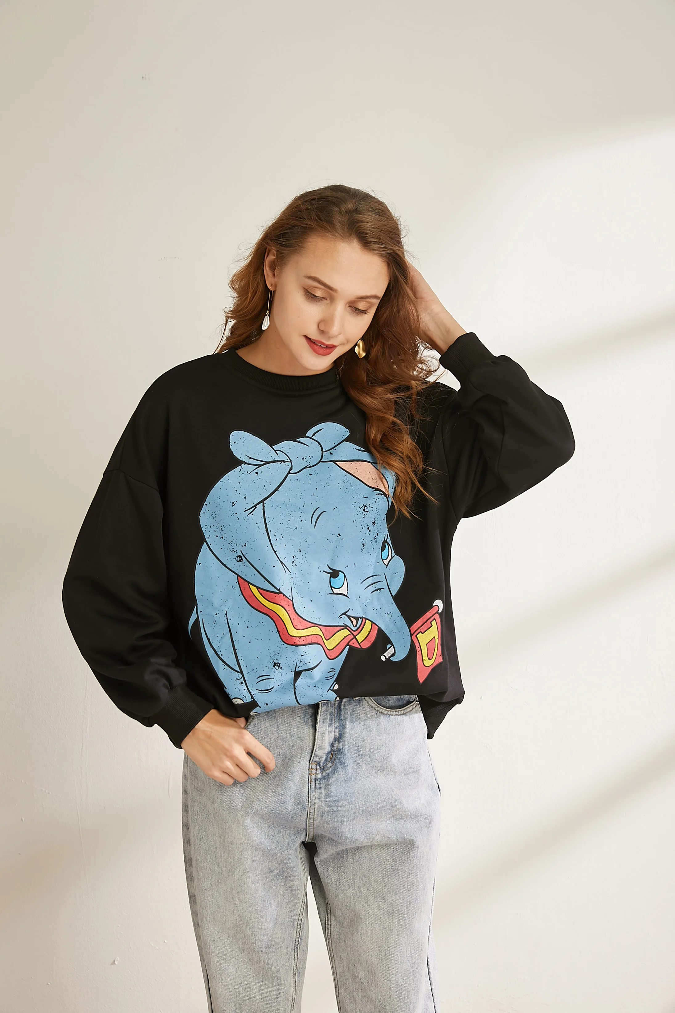 Dumbo Sweatshirt women clothing carton Elephant print autumn streetwear fashion o neck long sleeve oversize Black pullover