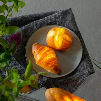 

Handmade Bread Night light Creative Dining Table Bedroom Home Decorative Simulation LED Bread lamp Valentine's Day Lover Gift