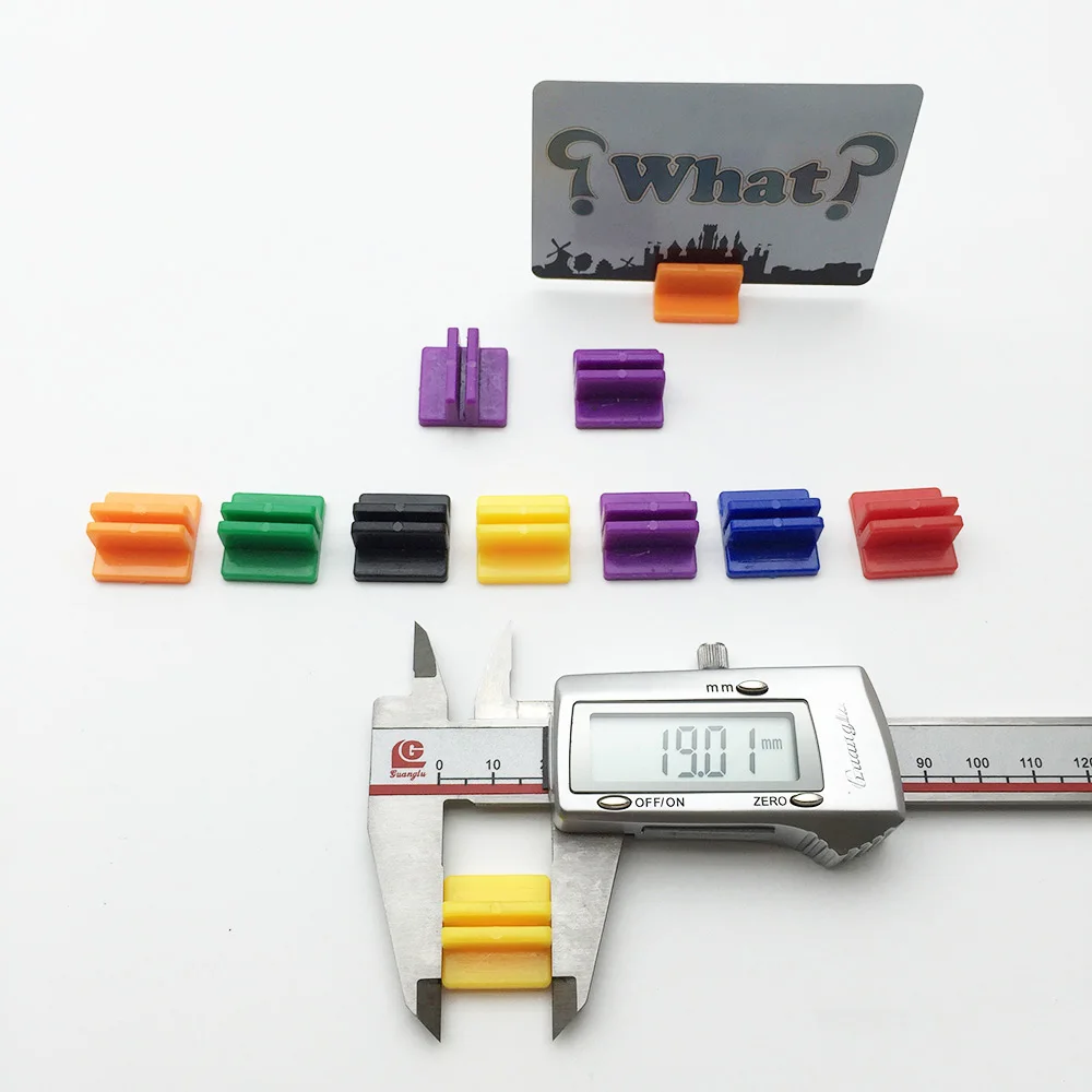 

10PCS/Lot NEW Set Plastic Stand for 2mm Paper Card Board Game Components Card Holder For Game Cards