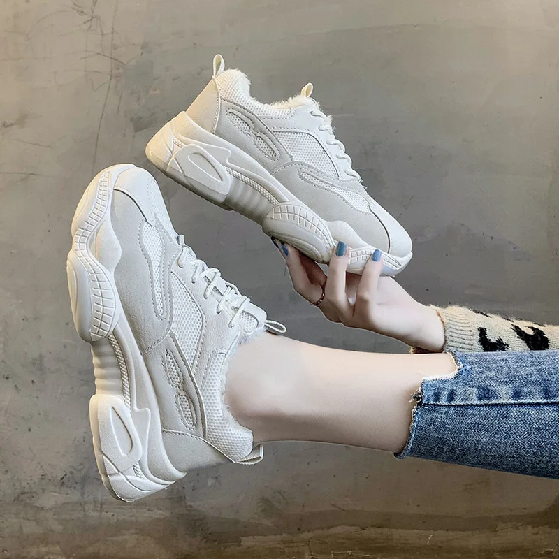 

2019 Autumn New Style Versatile Lace-up Running Athletic Shoes INS Super Fire Comfortable Casual Dad Shoes Women's Fashion