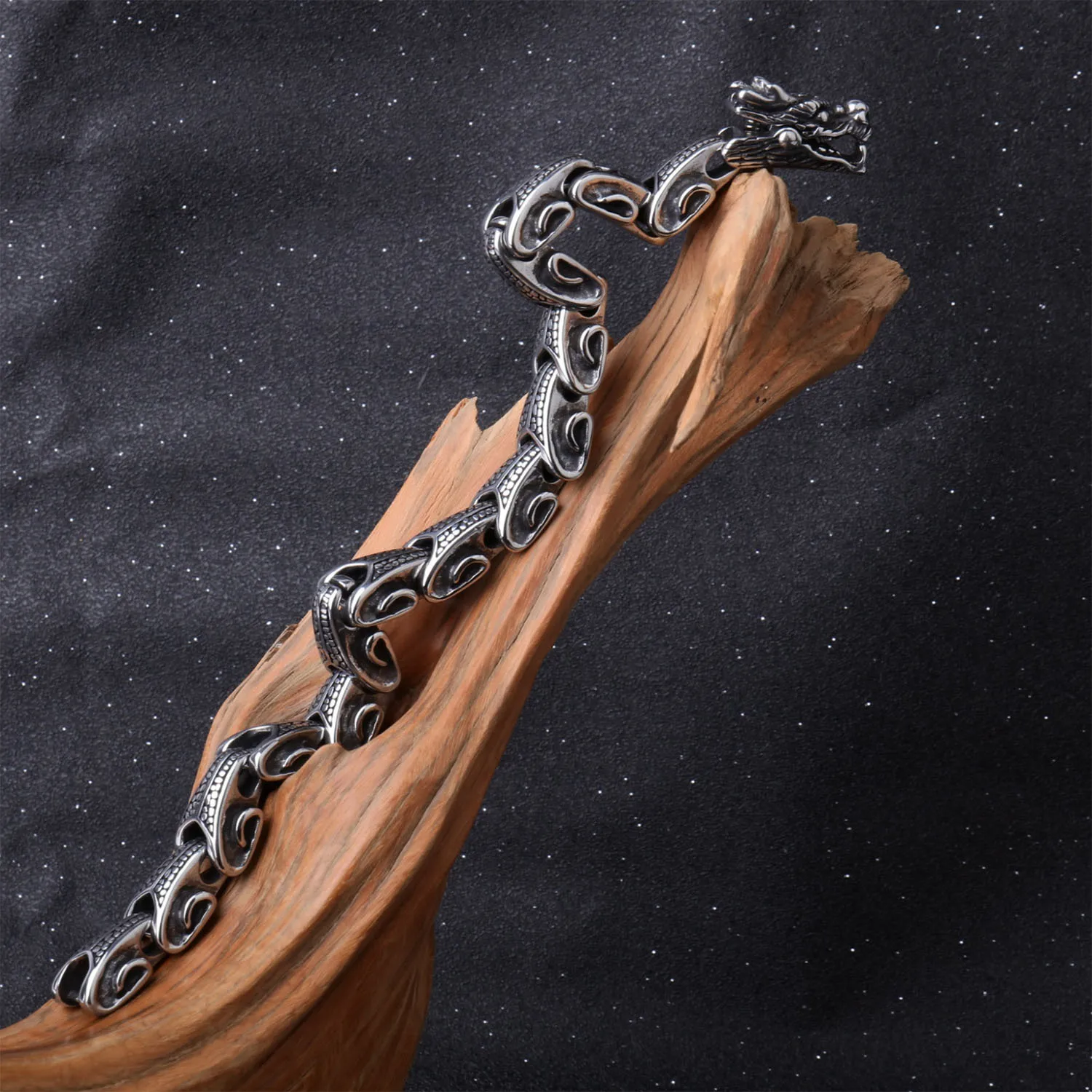 Retro Personality Men's Domineering Stainless Steel Dragon Bracelet Cool Punk Dragon Head Dragon Pattern Titanium Steel Bracelet