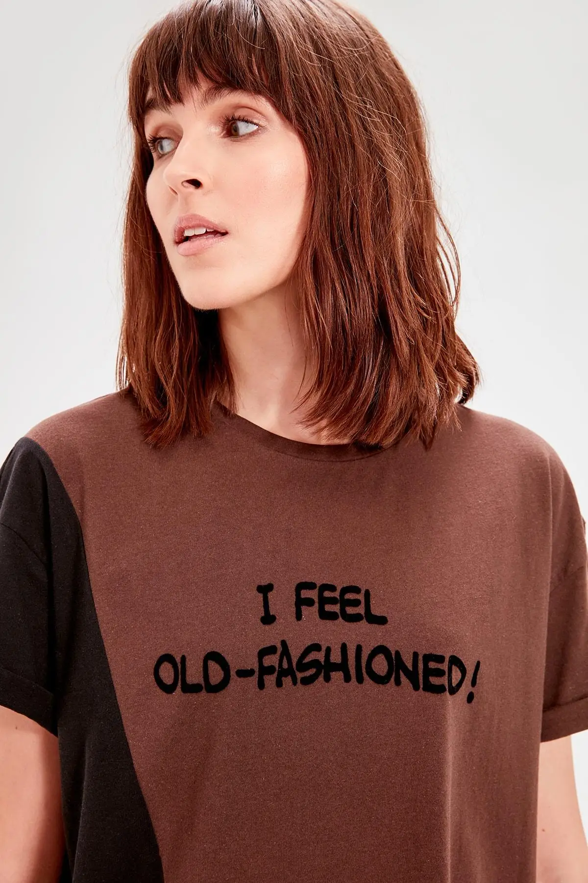 Trendyol Kahverengi Boyfriend трикотажная футболка TWOAW20TS0165