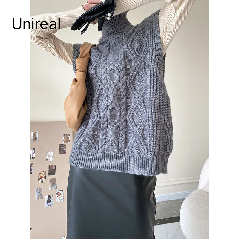 

Unireal 2022 Winter Women Knitted Pullover Waistcoat Grey Vintage Chic Loose Casual Turtleneck Sleeveless Top Sweater Vest