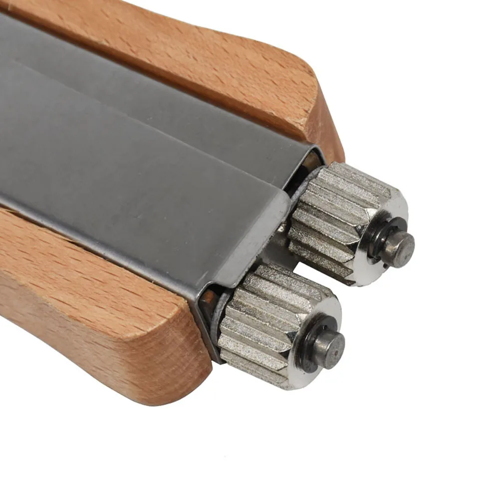Beekeeping Tools Wire Tensioner Crimper Frame Hive Bee Nest Box Pliers Tight Yarn Stainless Steel + Wood Honeycomb Beehive Box