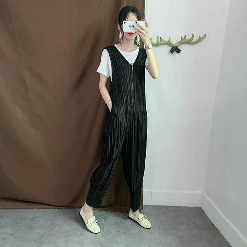 Miyake штаны со складками, костюм черные повседневные Свободные Комбинезоны, комплект с круглым вырезом, белая футболка длинные Комбинезоны на лодыжке, женские комплекты из двух предметов - Цвет: Black