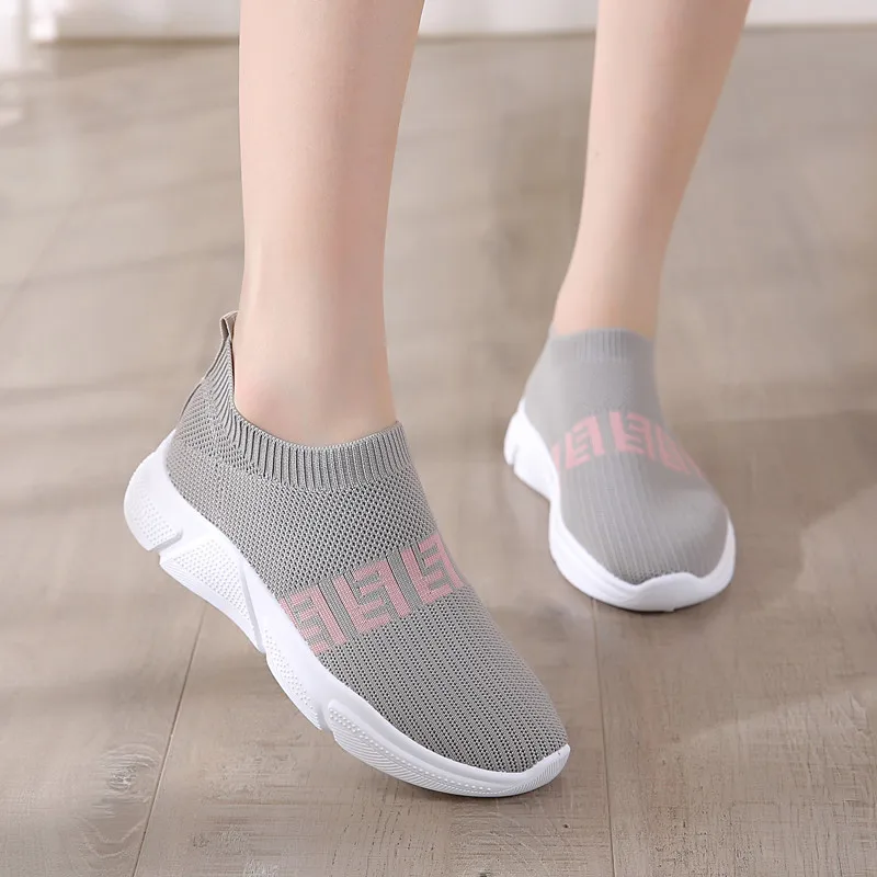 

2019 New Style Loafers Case Mouth Comfort Shoes Flying Probe Light Casual Sports Shoes Versitile Fashion STUDENT'S Shoes