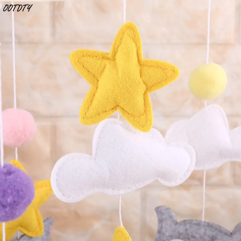 Мобиль погремушка для детской кроватки детская игрушка колокольчик с подвеской