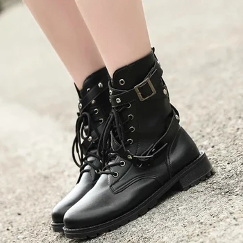 

Explosive personality Harajuku style Martin boots female Pi Yinglun wind belt boots women's flat student round head boots
