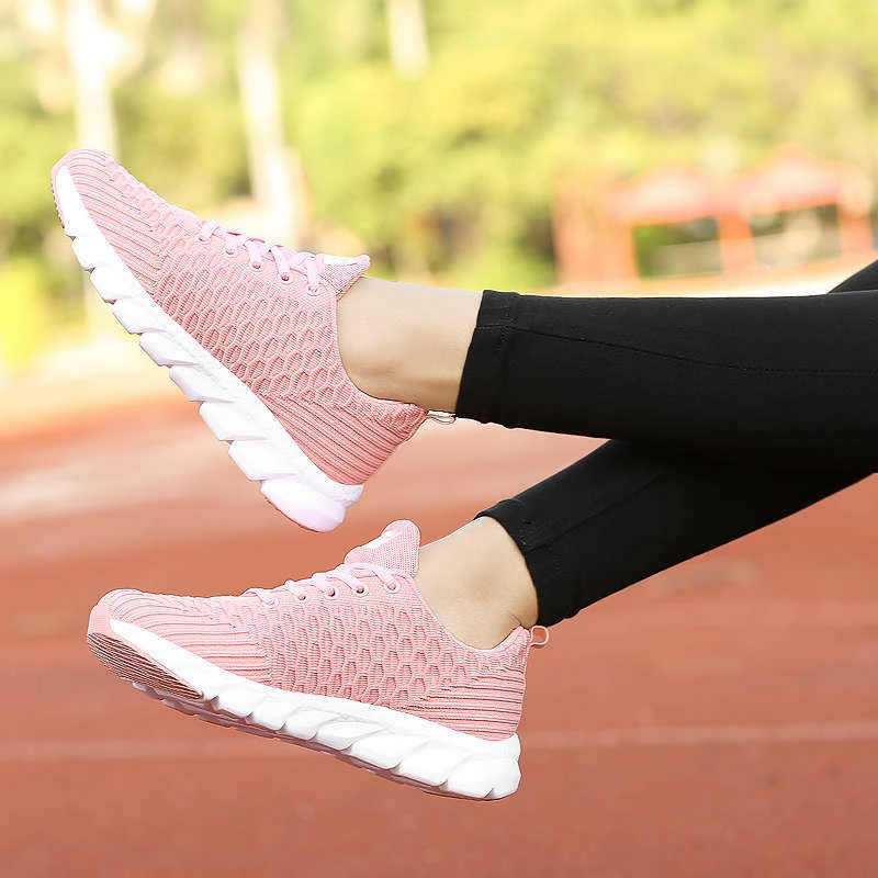sports shoes for women