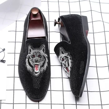 

Black Spikes Rivet Shoes Embroidery Rhinestone Glitter Men Loafers Casual Shoes Party Wedding Dress Men Flats Moccasins
