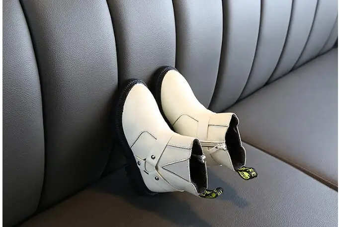 Ботинки для мальчиков и девочек; модные детские зимние ботинки; водонепроницаемые ботинки martin; ботильоны для детей; женские зимние черные кроссовки на меху