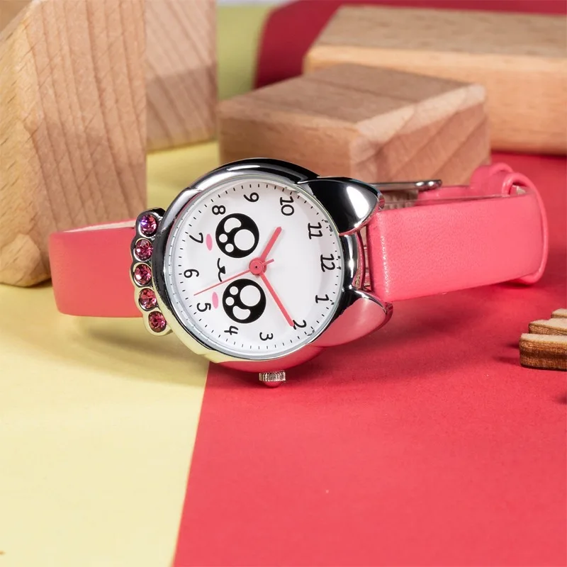 

KDM Kids Watches Quartz Sport Watch for Children Outdoors Pink Leather Strap Cat Pattern Waterproof Rhinestones 0071
