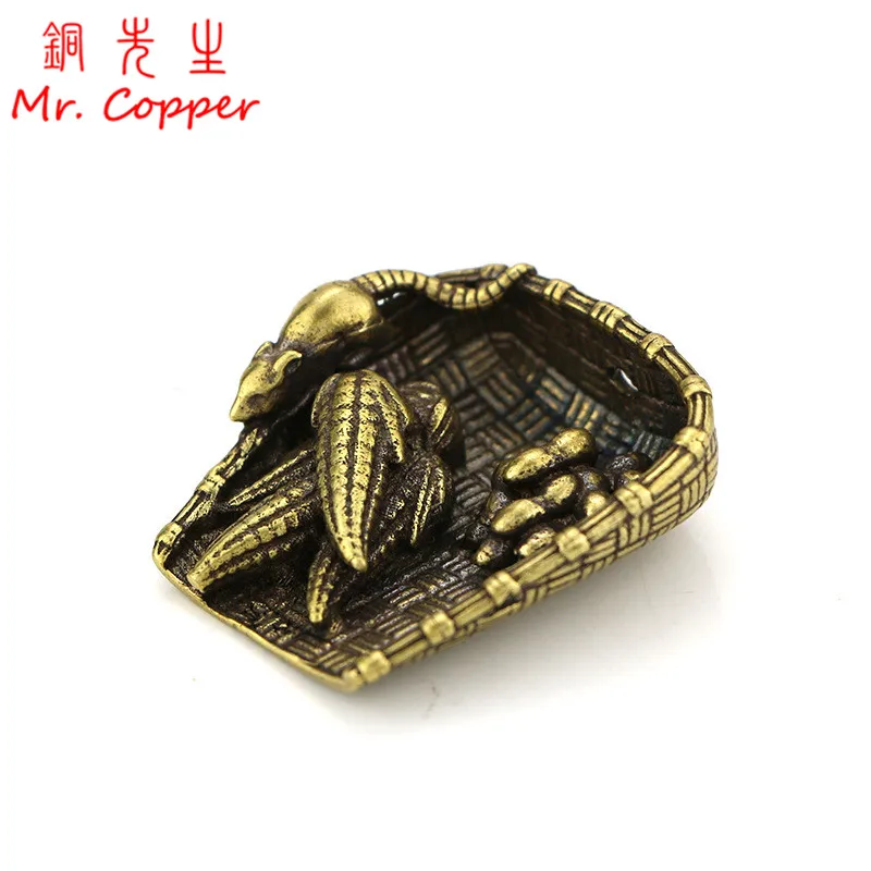 

Solid Brass Rat Corn Peanut Dustpan Ornaments Copper Figurines Feng Shui Desk Decoration Home Decor Accessories Keychain Pendant
