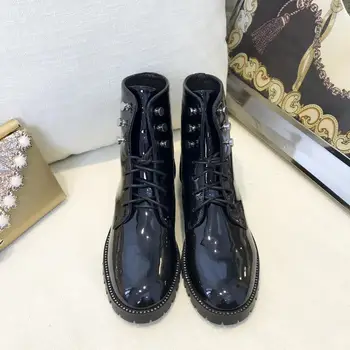

2019 new shoeszo86