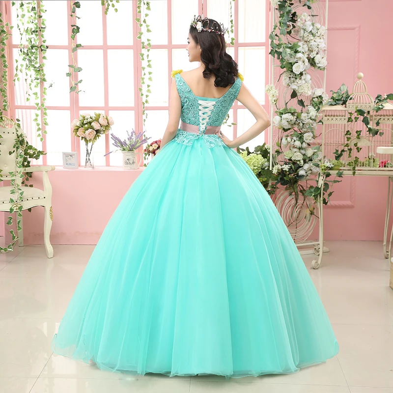 Romantic Quinceanera dresses New Appliques Flowers Ball Gown Scoop Neck Sleeveless Party Prom Formal Tulle Robe De Soiree