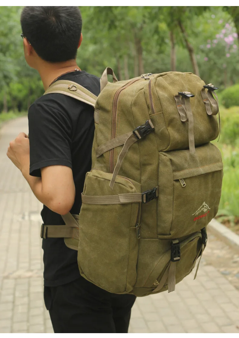 11368841567_1446044006